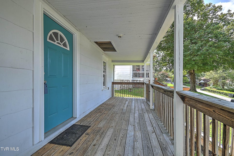 Photo #3: 1433 Miller Street