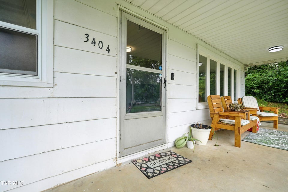 Photo #5: 3404 Page Street
