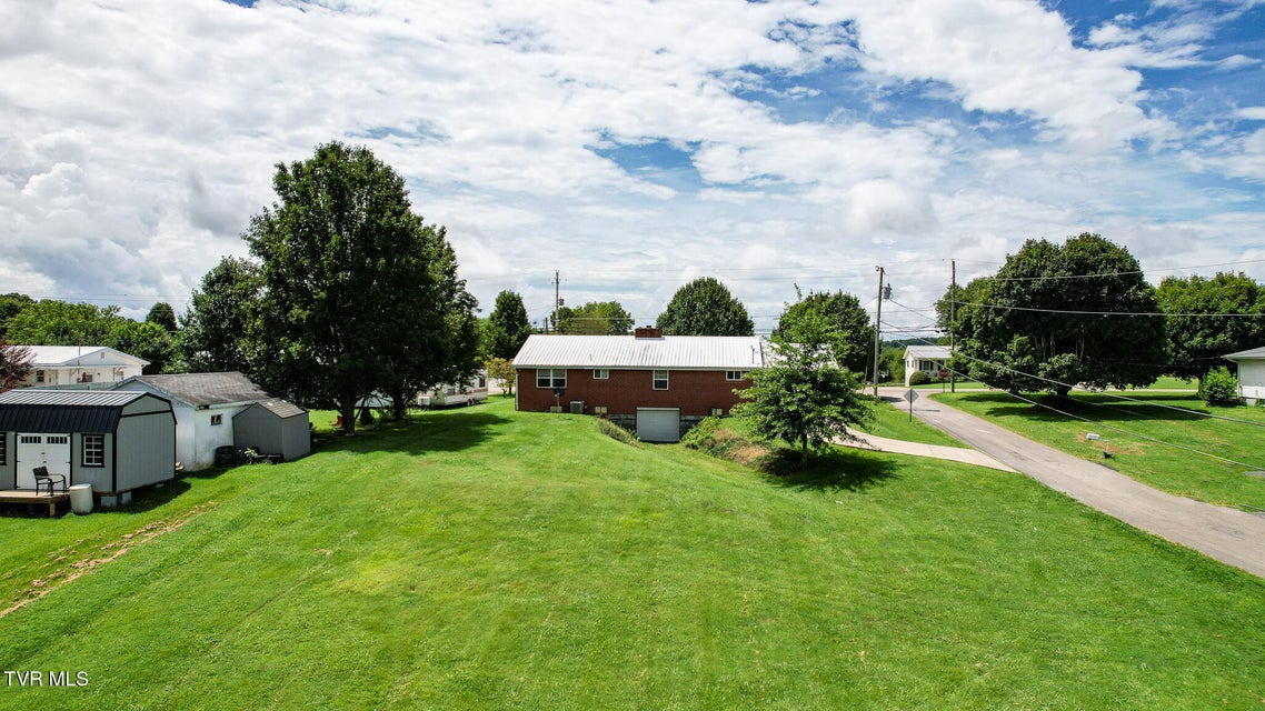 Photo #29: 2215 Jones Bridge Road