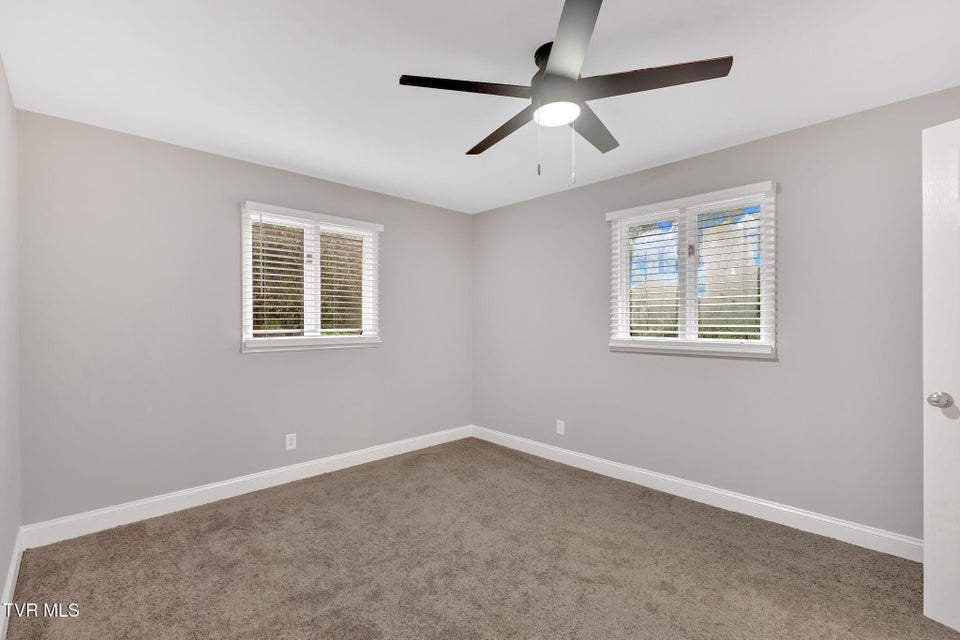 Photo #15: 213 Longview Drive
