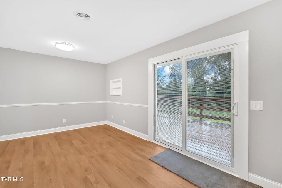 Photo #3: 213 Longview Drive