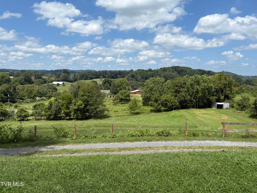 Photo #4: 132 Hankal Road