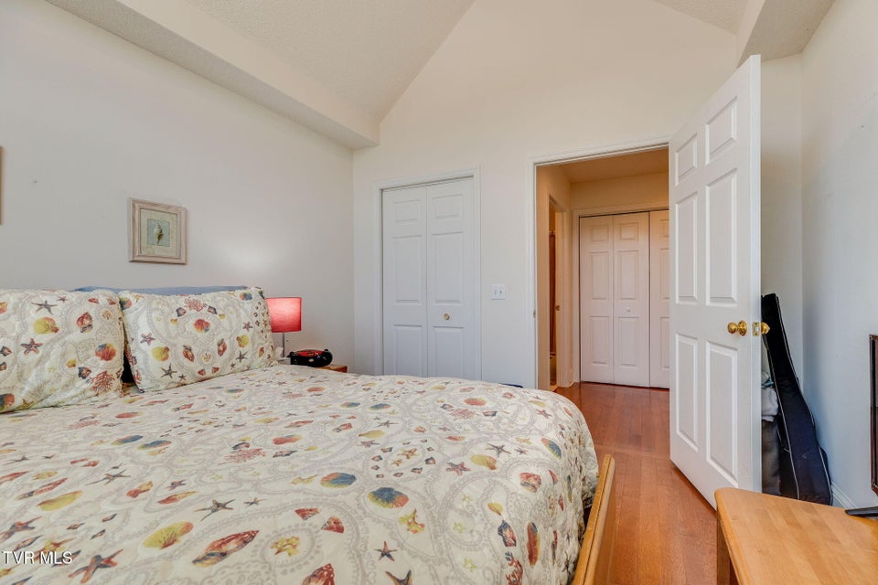 Photo #19: 4115 Thackeray Court