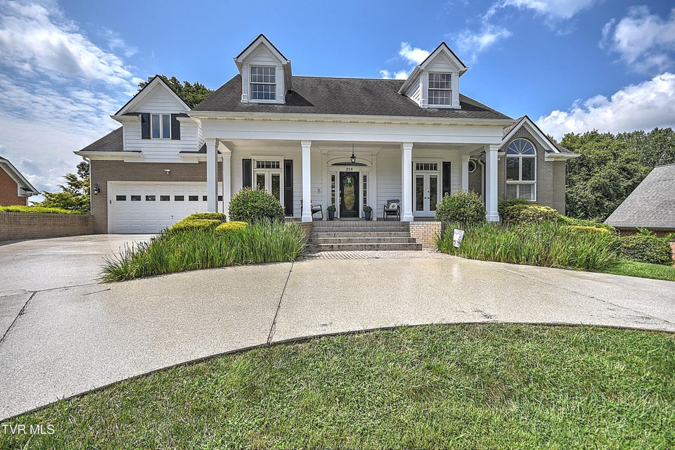 Photo #8: 208 Park Ridge Court
