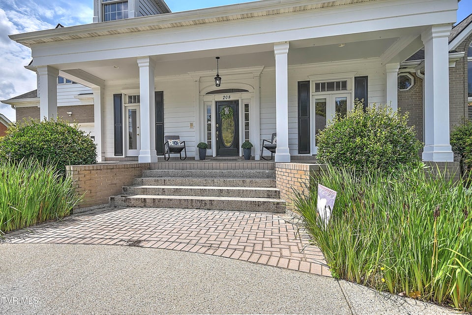 Photo #11: 208 Park Ridge Court