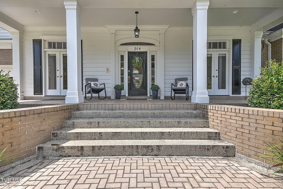 Photo #12: 208 Park Ridge Court