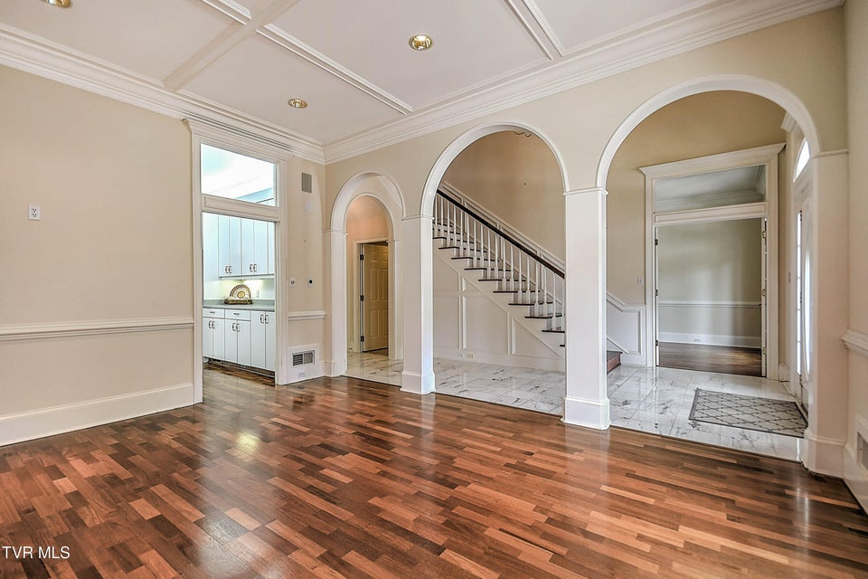 Photo #21: 208 Park Ridge Court