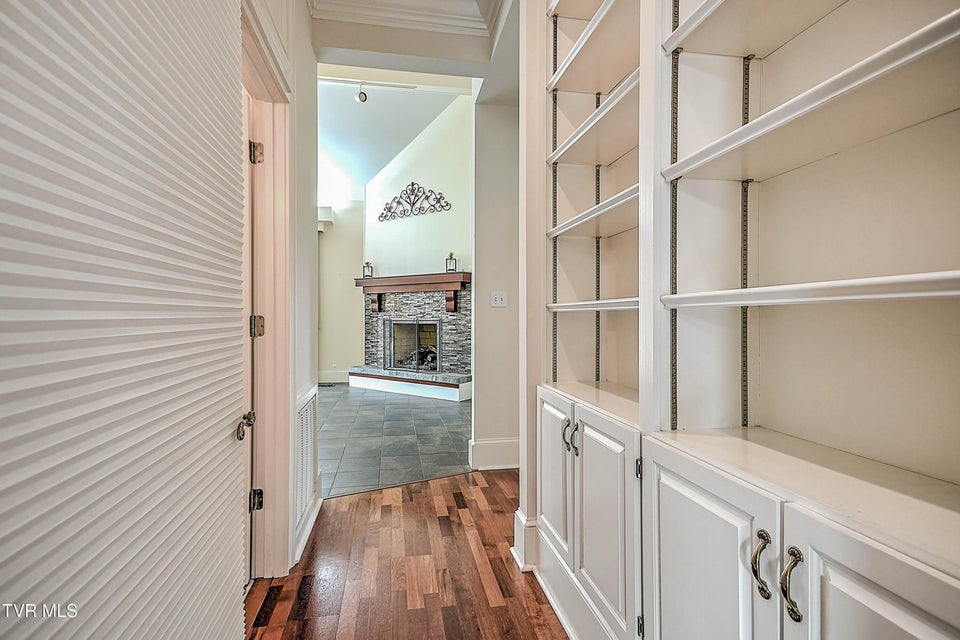 Photo #27: 208 Park Ridge Court