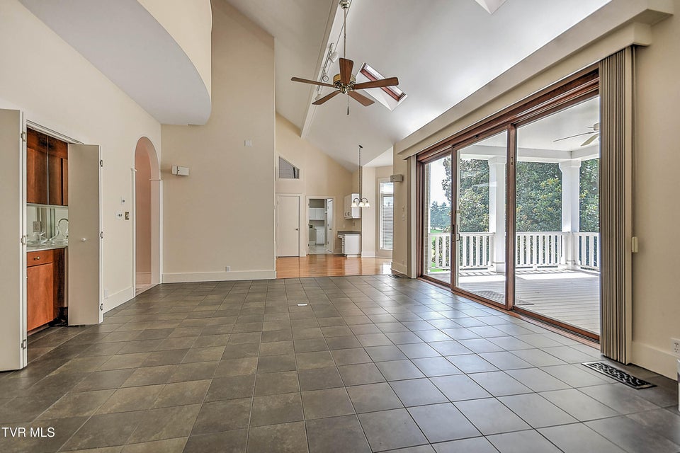 Photo #30: 208 Park Ridge Court