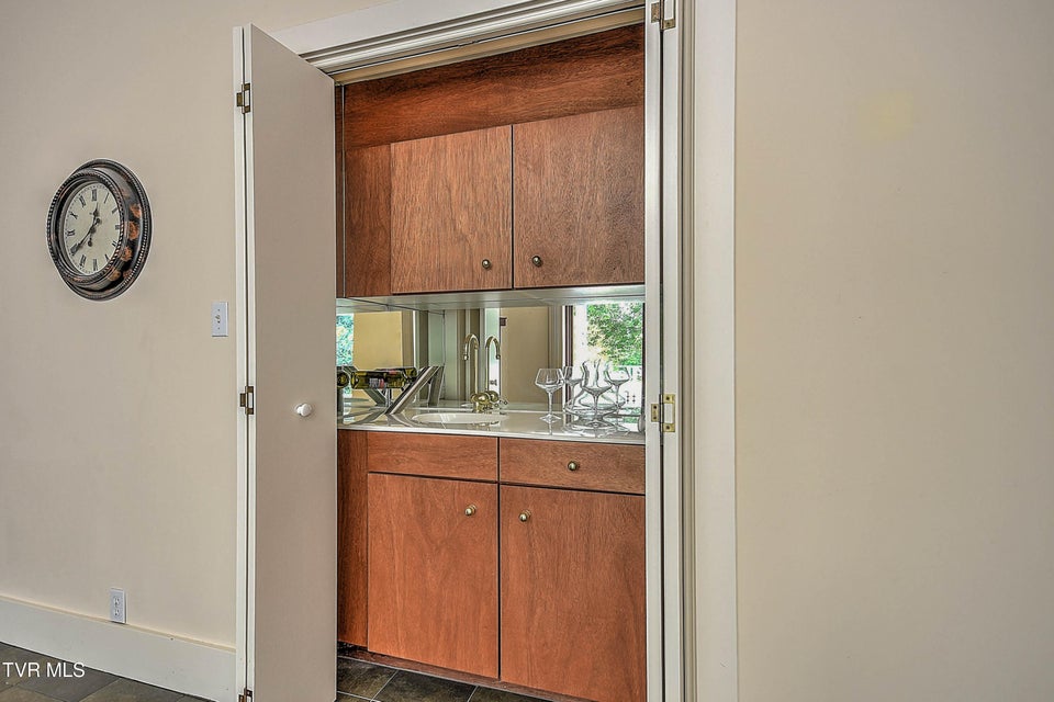 Photo #34: 208 Park Ridge Court