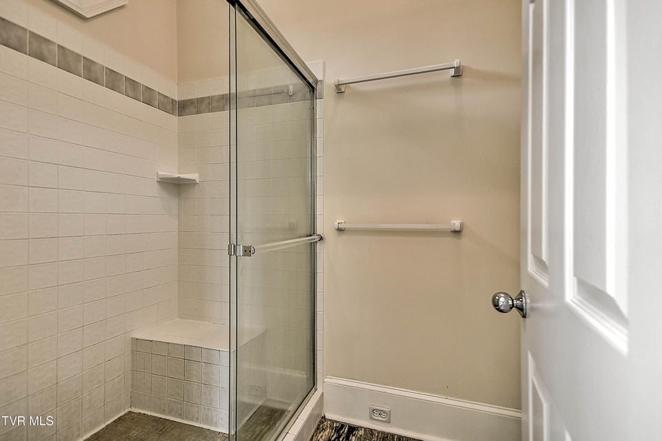 Photo #56: 208 Park Ridge Court