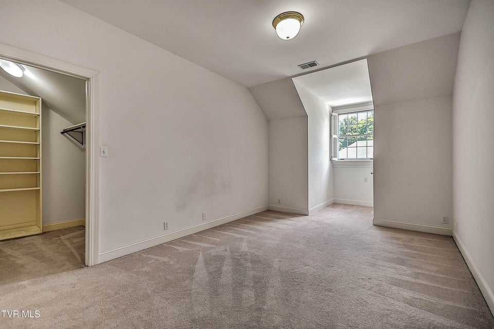 Photo #68: 208 Park Ridge Court