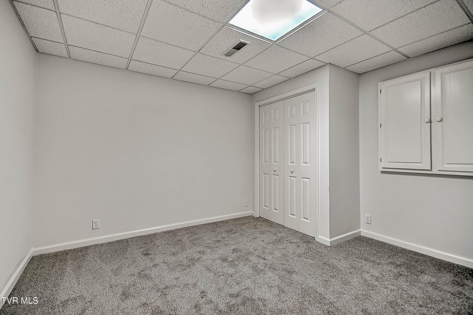 Photo #72: 208 Park Ridge Court
