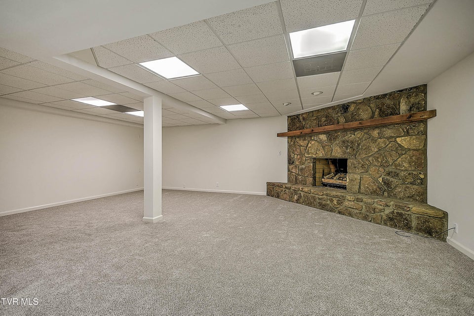 Photo #80: 208 Park Ridge Court