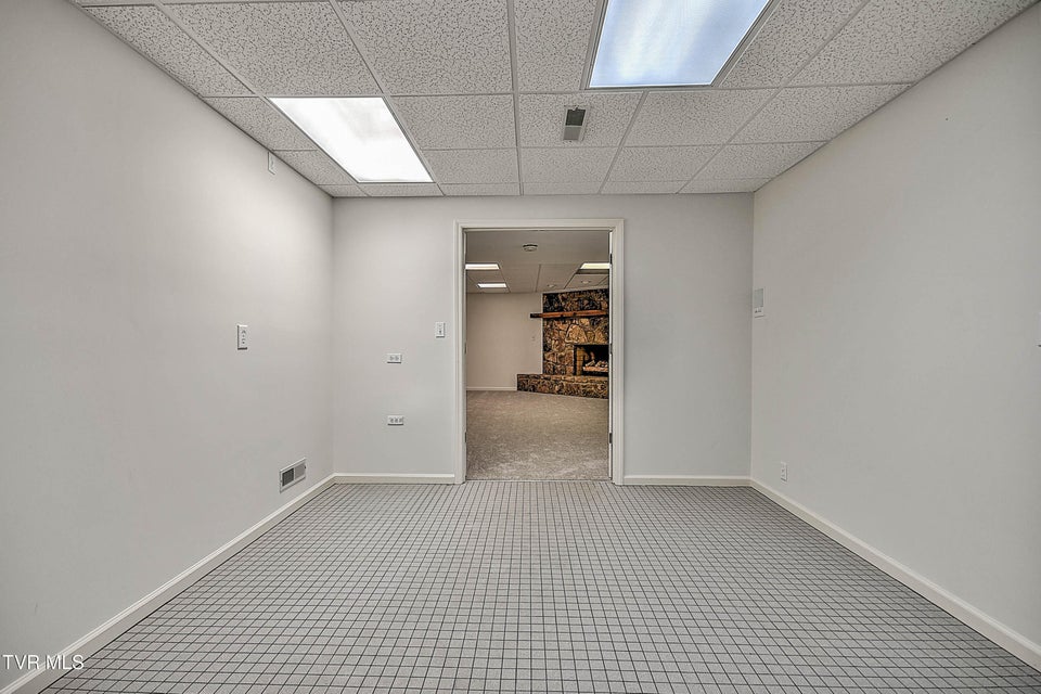 Photo #82: 208 Park Ridge Court