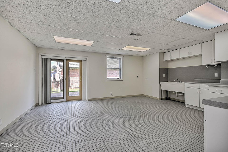 Photo #83: 208 Park Ridge Court