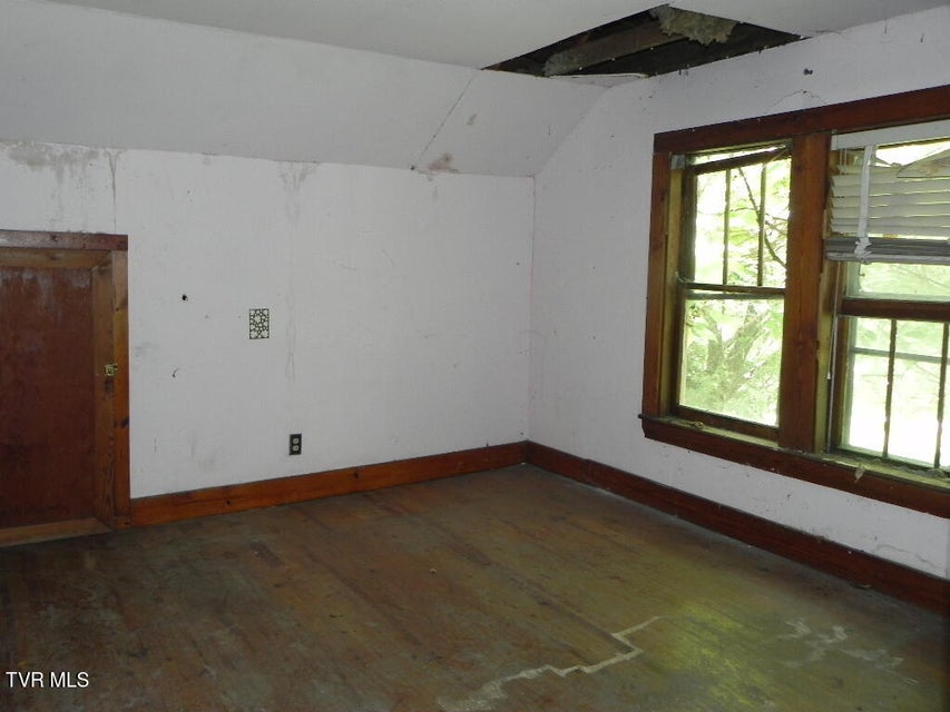 Photo #7: 1209 Main Street