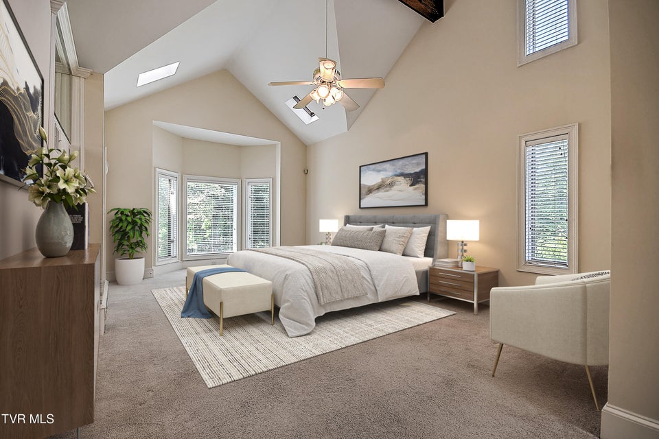 Photo #5: 208 Park Ridge Court