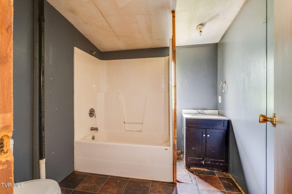Photo #13: 1562 Mount Holston Road