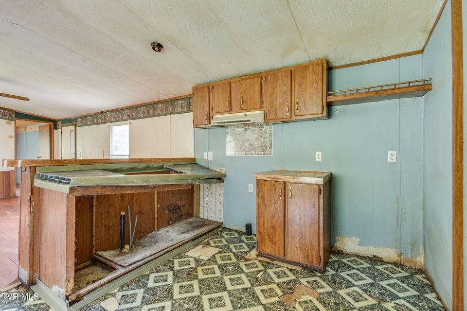 Photo #18: 1562 Mount Holston Road