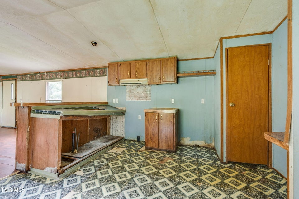 Photo #19: 1562 Mount Holston Road