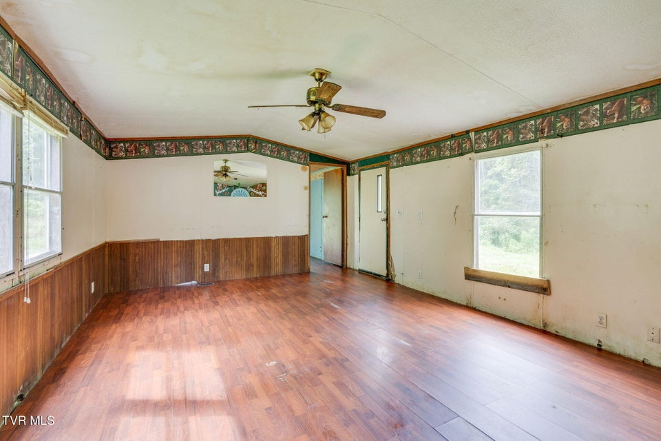 Photo #22: 1562 Mount Holston Road