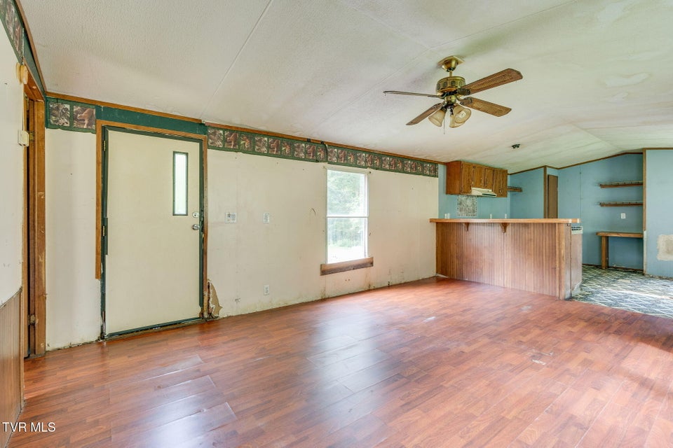 Photo #23: 1562 Mount Holston Road