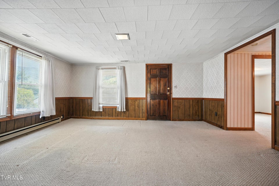 Photo #5: 1050 Spruce Avenue