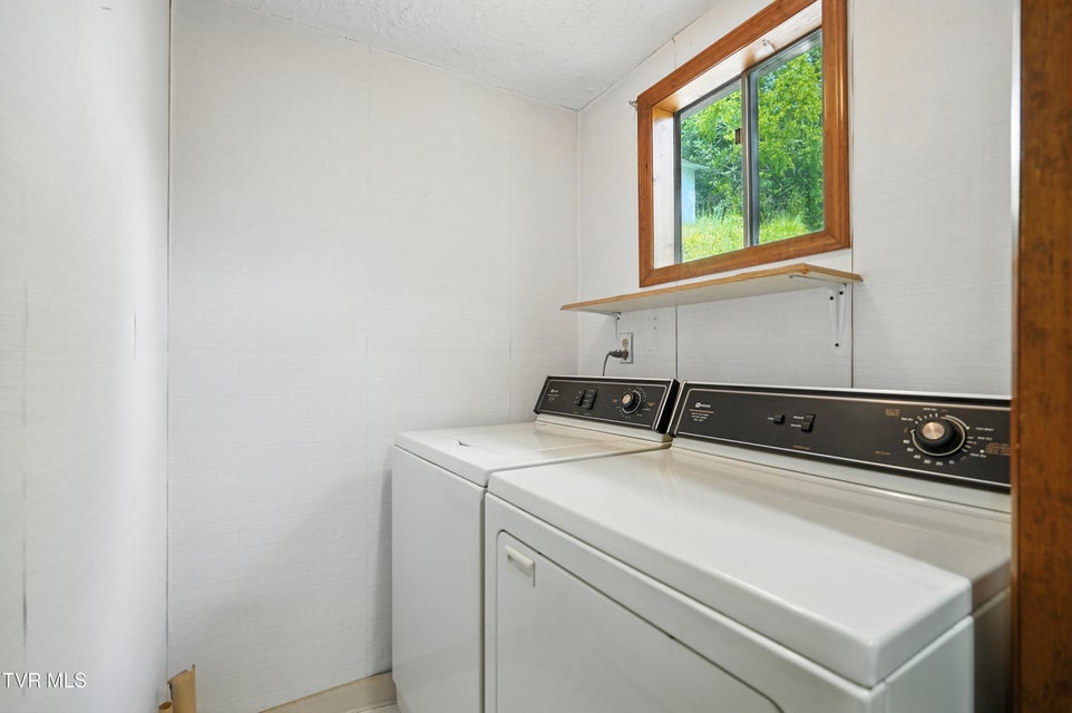 Photo #12: 1050 Spruce Avenue