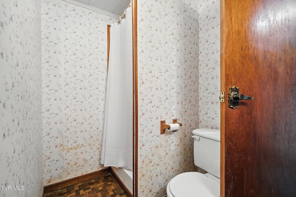 Photo #14: 1050 Spruce Avenue