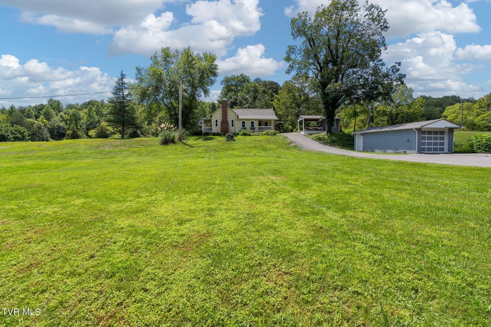 Photo #12: 4312 Reservoir Rd Road