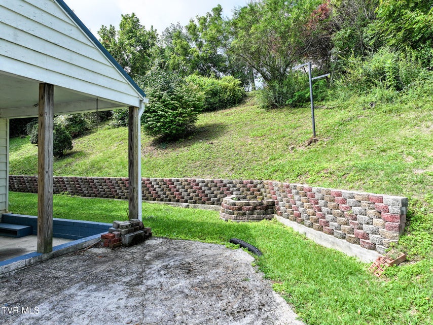 Photo #25: 315 Forest Hills Drive