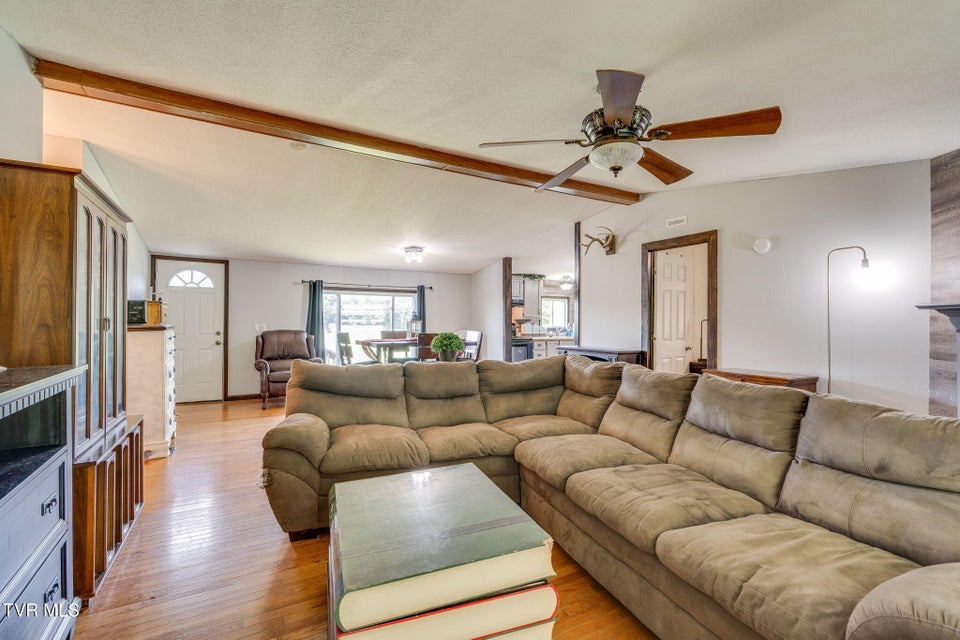 Photo #11: 181 Fordtown Road