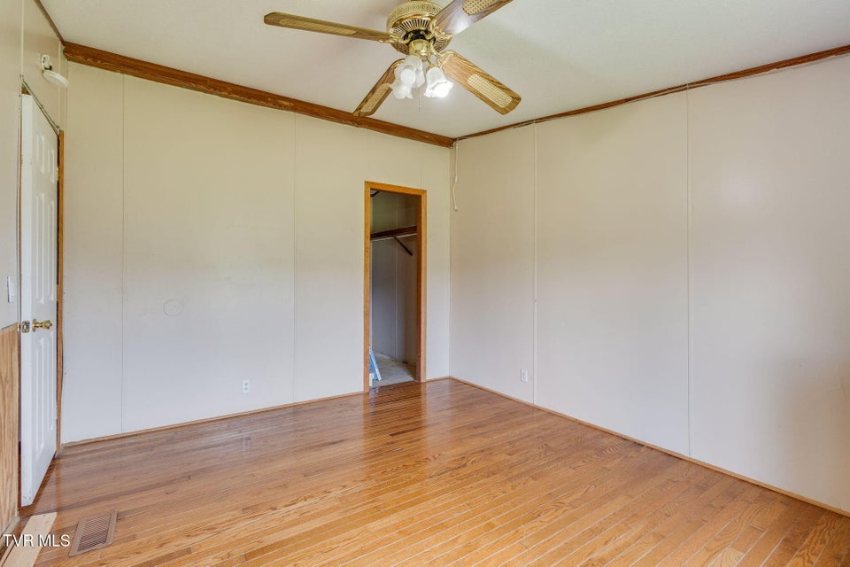 Photo #19: 181 Fordtown Road