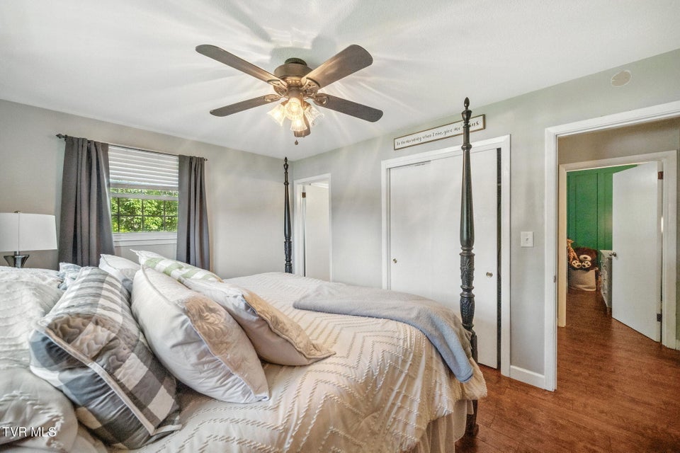 Photo #5: 106 Brown Avenue
