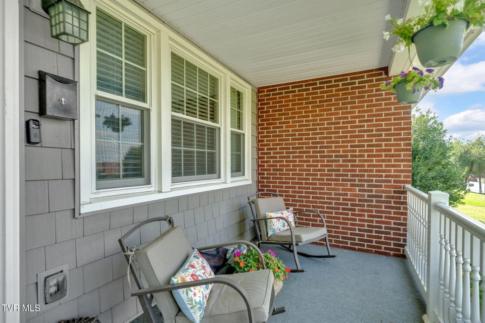 Photo #19: 106 Brown Avenue
