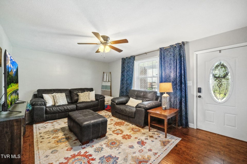 Photo #23: 106 Brown Avenue
