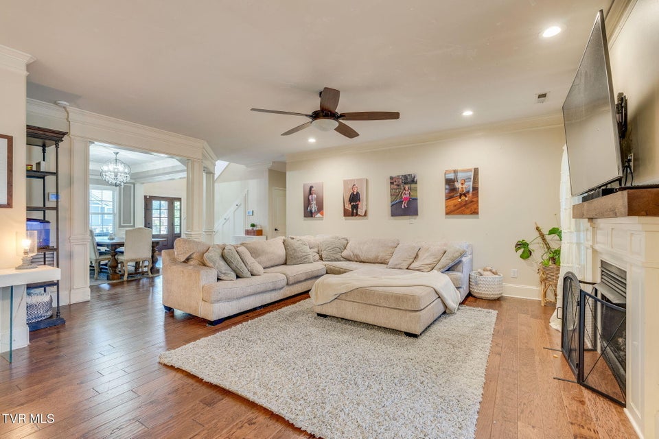 Photo #20: 3017 Calton Hill