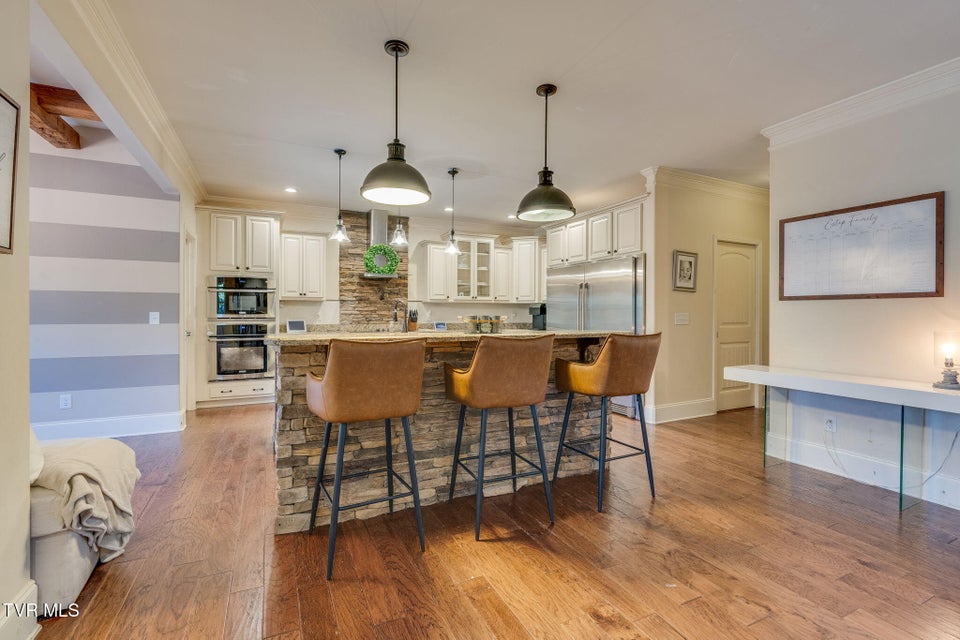 Photo #22: 3017 Calton Hill