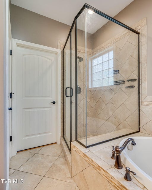 Photo #33: 3017 Calton Hill