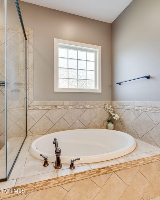 Photo #34: 3017 Calton Hill