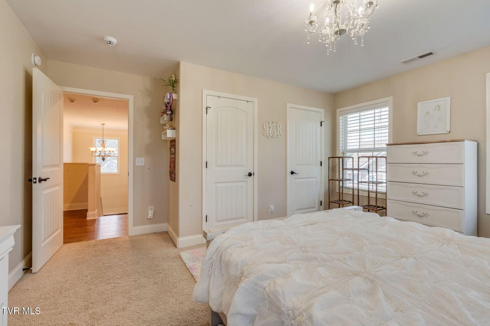 Photo #36: 3017 Calton Hill