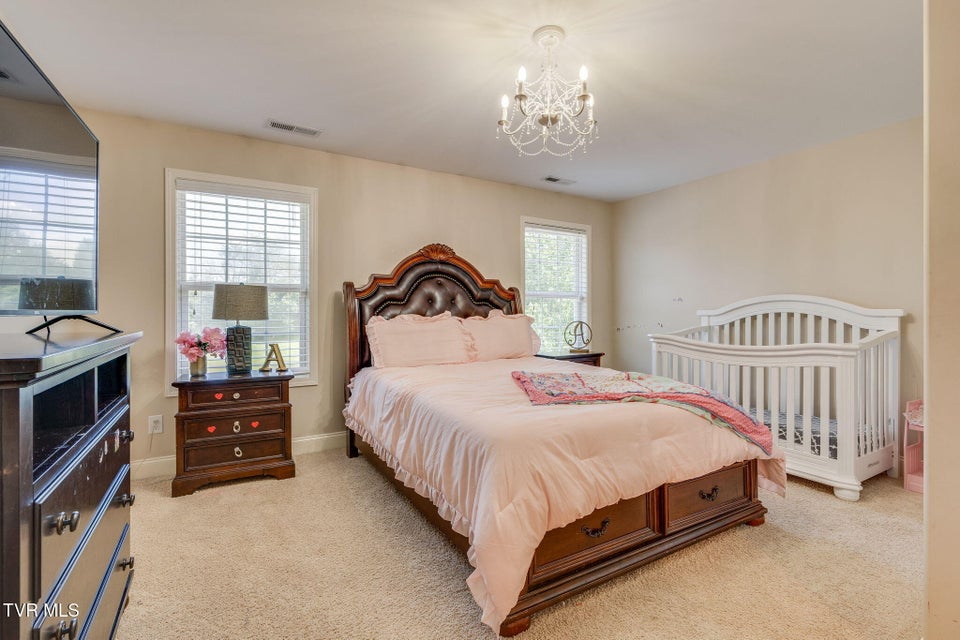 Photo #37: 3017 Calton Hill