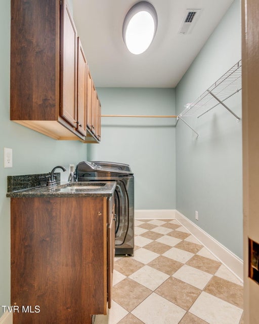 Photo #52: 3017 Calton Hill