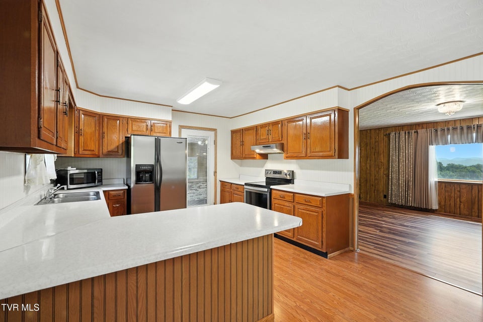 Photo #18: 2067 High Point Road Road