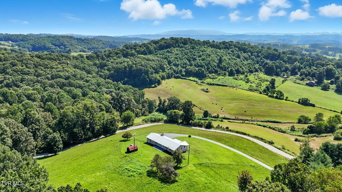 Photo #45: 2067 High Point Road Road