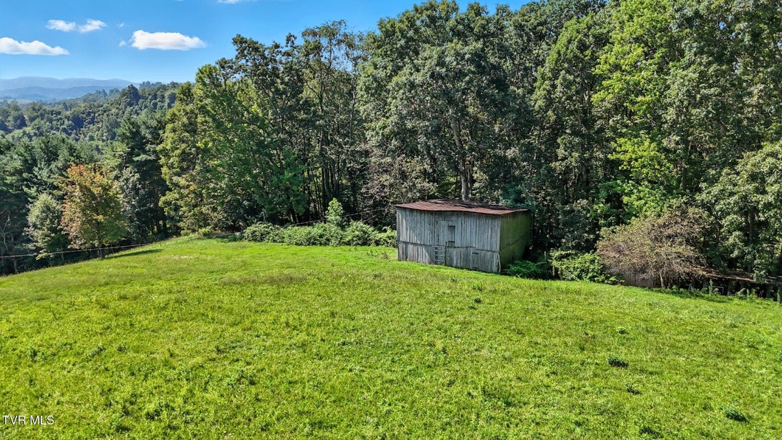 Photo #47: 2067 High Point Road Road