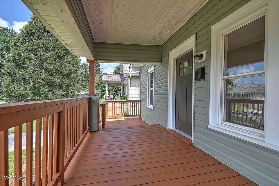 Photo #2: 617 Prince Street