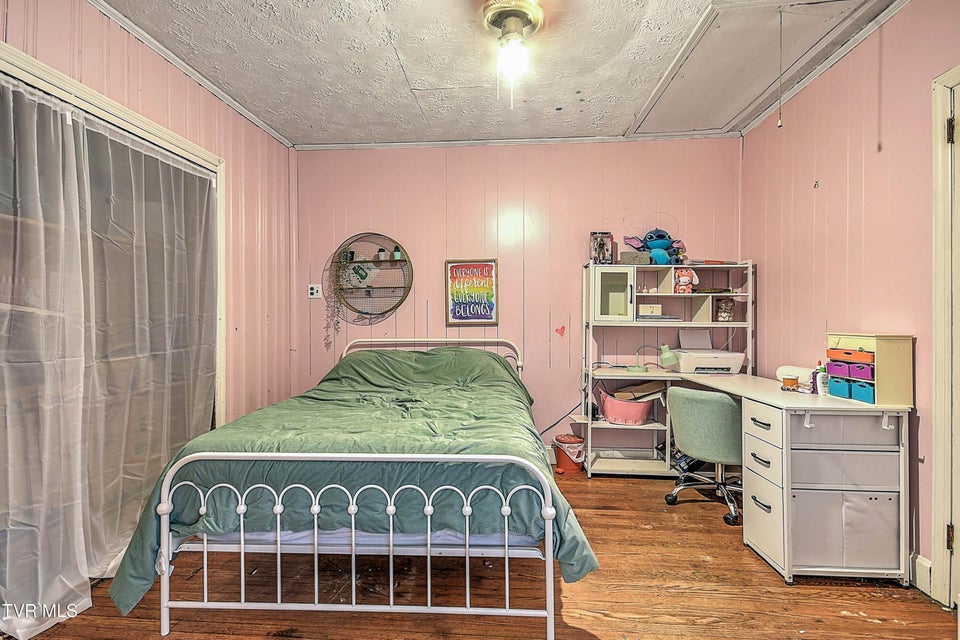 Photo #12: 609 Hamilton Street