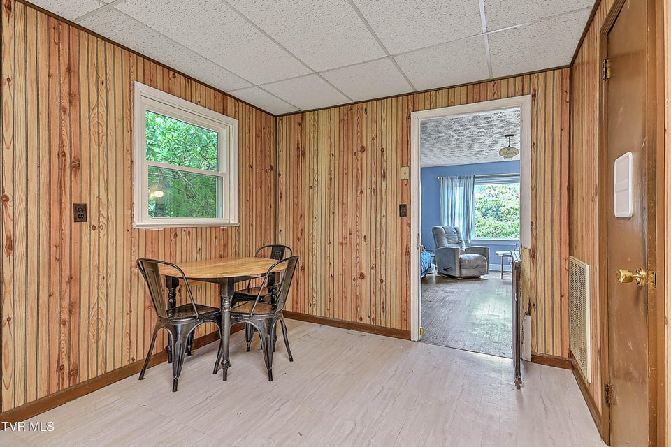 Photo #7: 609 Hamilton Street